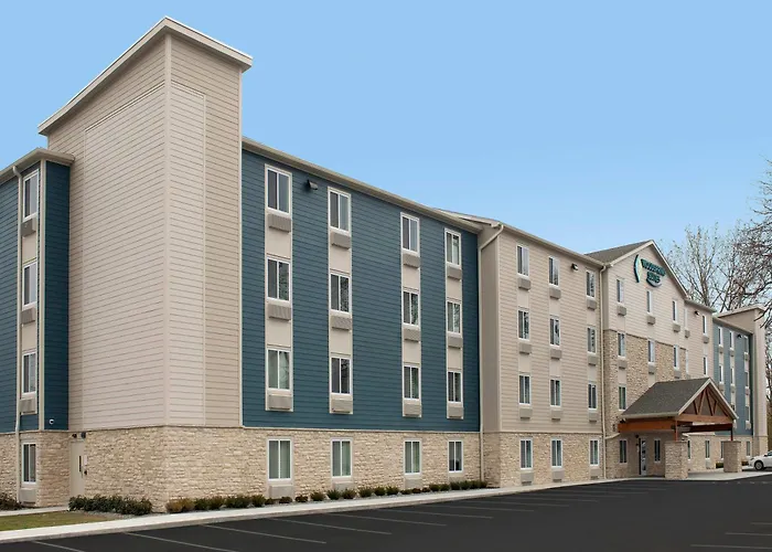 Woodspring Suites Libertyville - Chicago